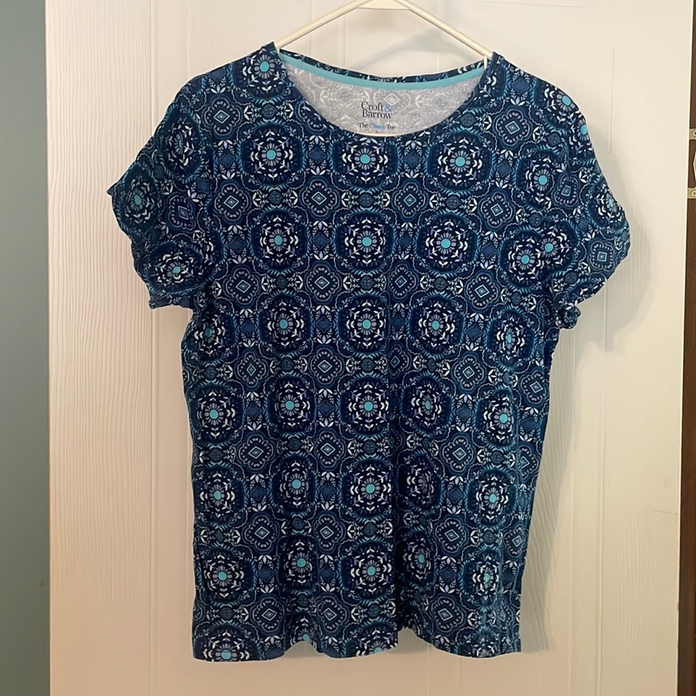NWOT Croft and Barrow classic tee